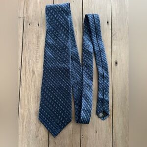 Arrow Silk Tie